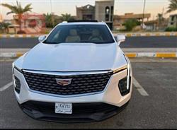 کادیلاک XT4
